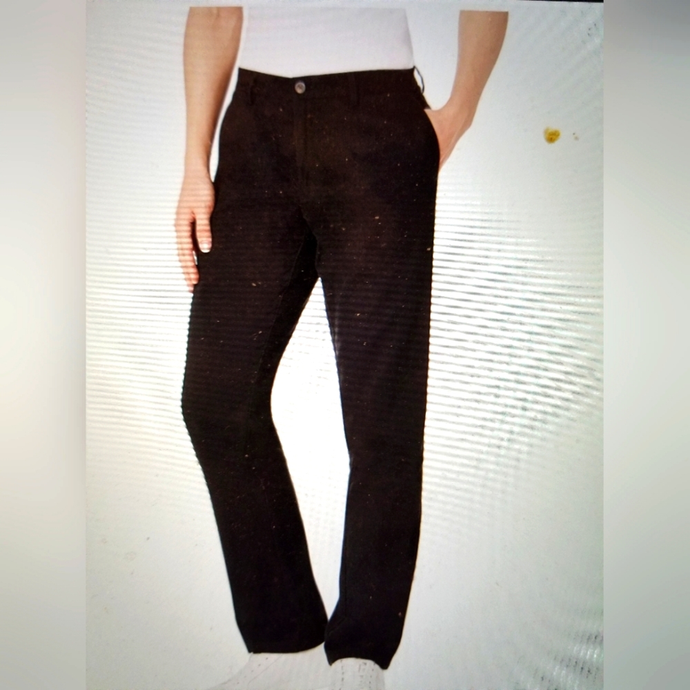 NWT MENS SLIM FIT WRINKLE RESISTANT FLAT FRONT CHINO PANT